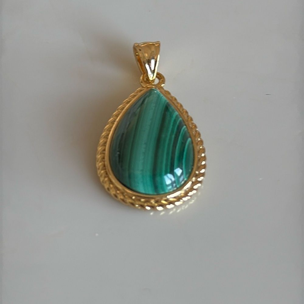 SS and Malachite pendant